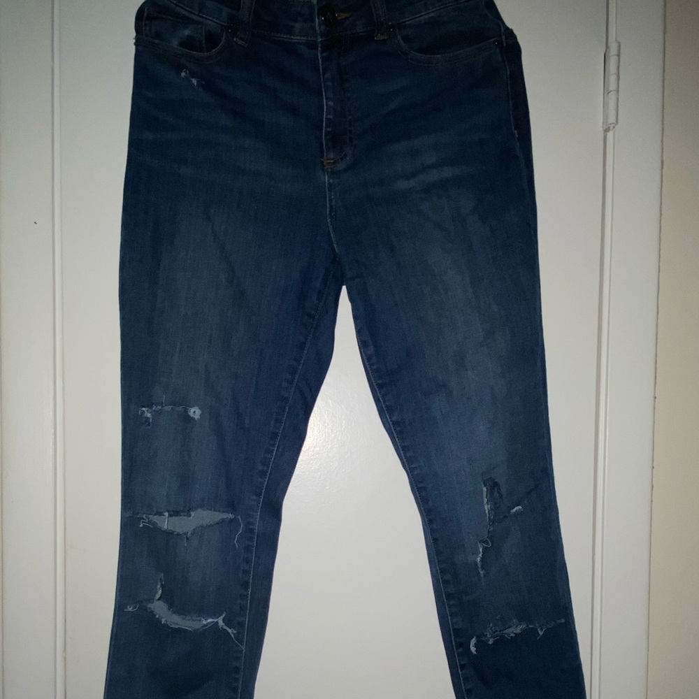 Ripped high rise jeans